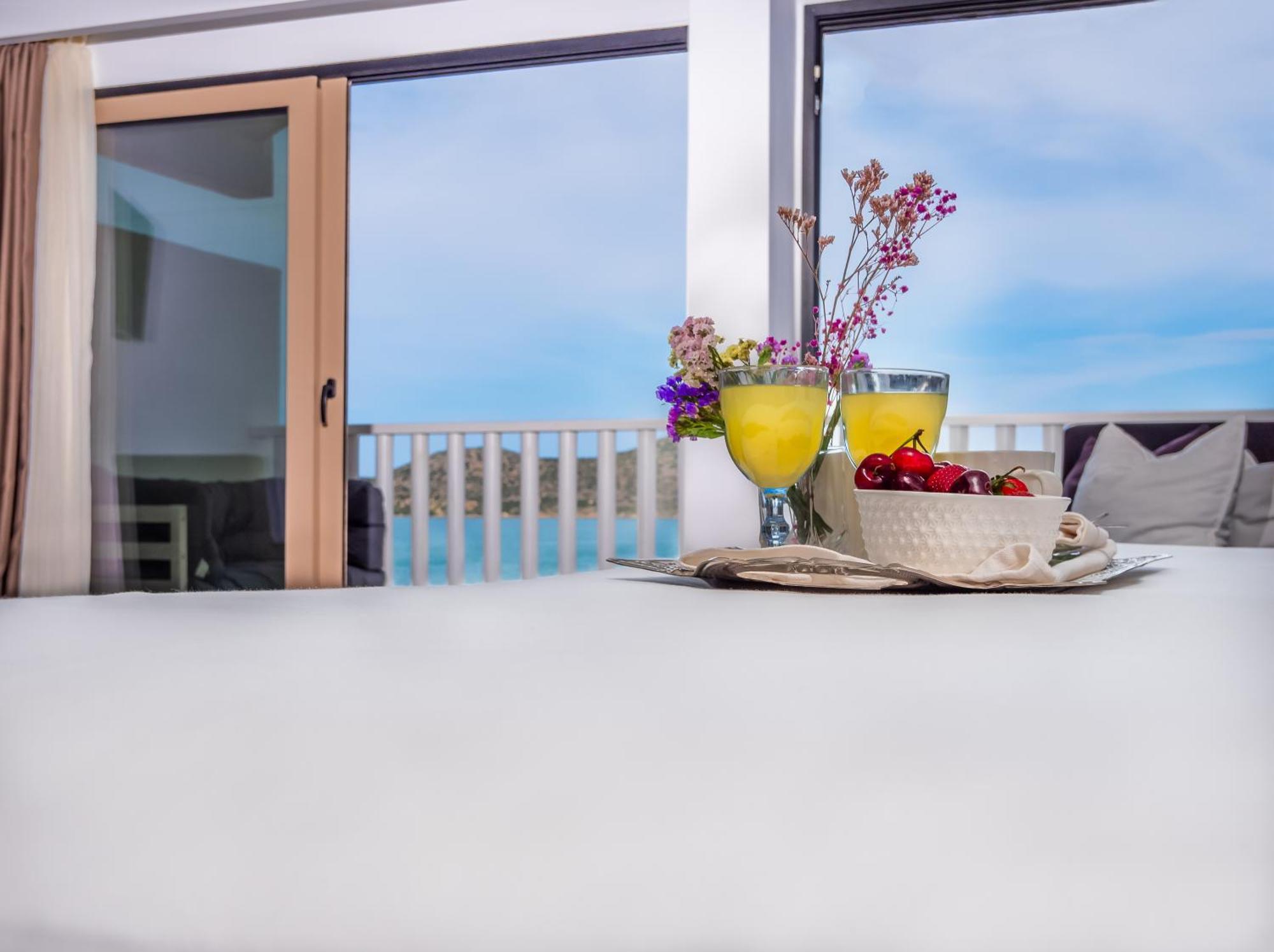 Kalypso Suites Hotel - Adults Only Elounda  Ngoại thất bức ảnh